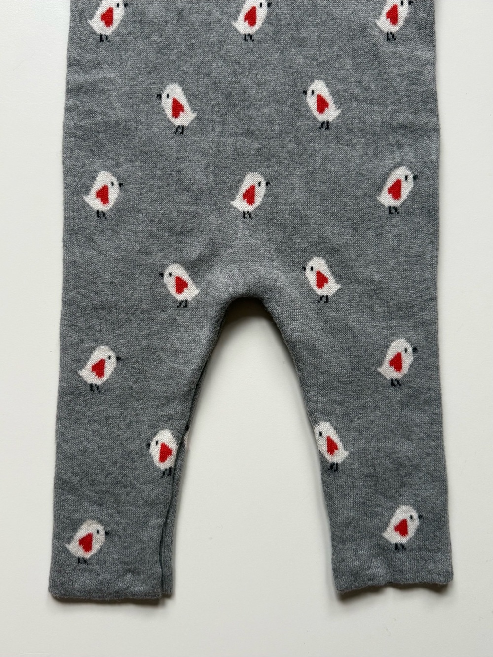 Jacadi Gray Knit One-Piece w/ Ivory Ruffle Collar & Valentine Bird Pattern - 12M - Picture 6 of 15